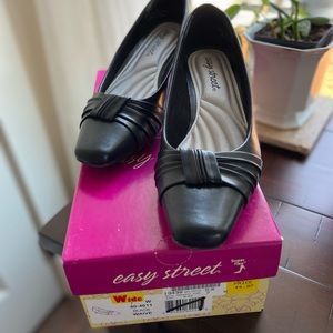 Womens dress shoes